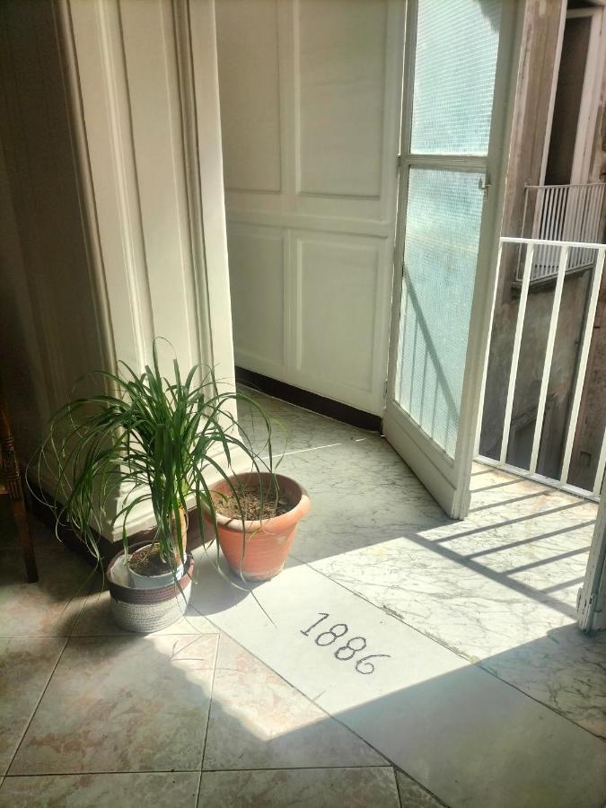 La Casa Di Nonna Teresa Bed & Breakfast เนเปิลส์ ภายนอก รูปภาพ
