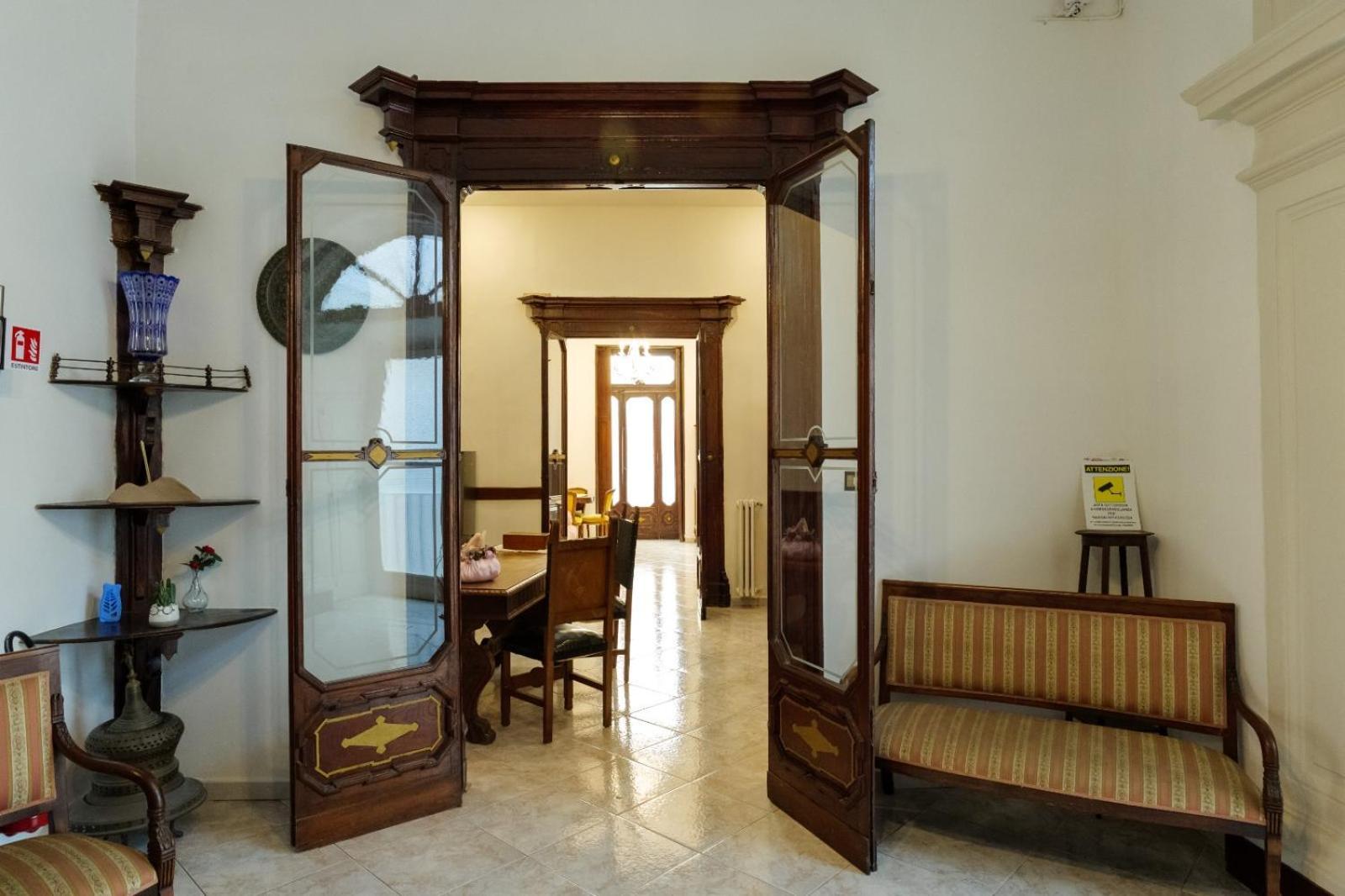 La Casa Di Nonna Teresa Bed & Breakfast เนเปิลส์ ภายนอก รูปภาพ
