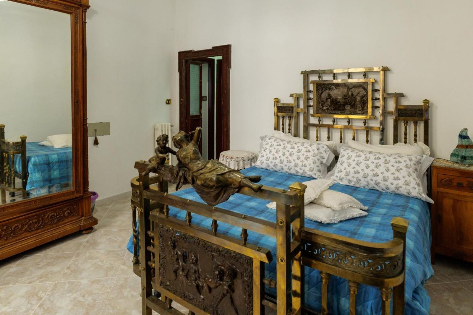 La Casa Di Nonna Teresa Bed & Breakfast เนเปิลส์ ภายนอก รูปภาพ